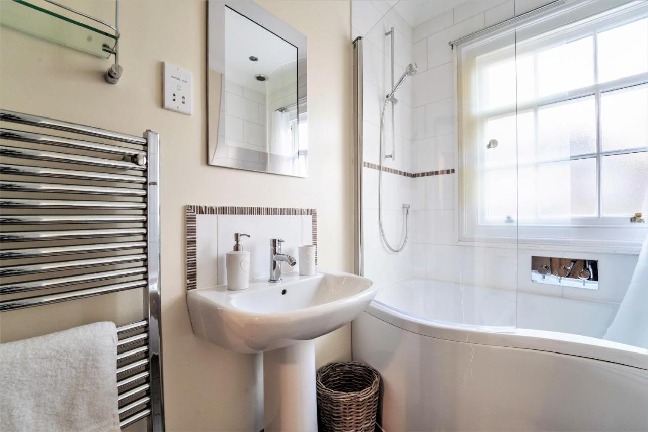 The Cottage In Chester, Sleeps 6 With Free Parking 외부 사진